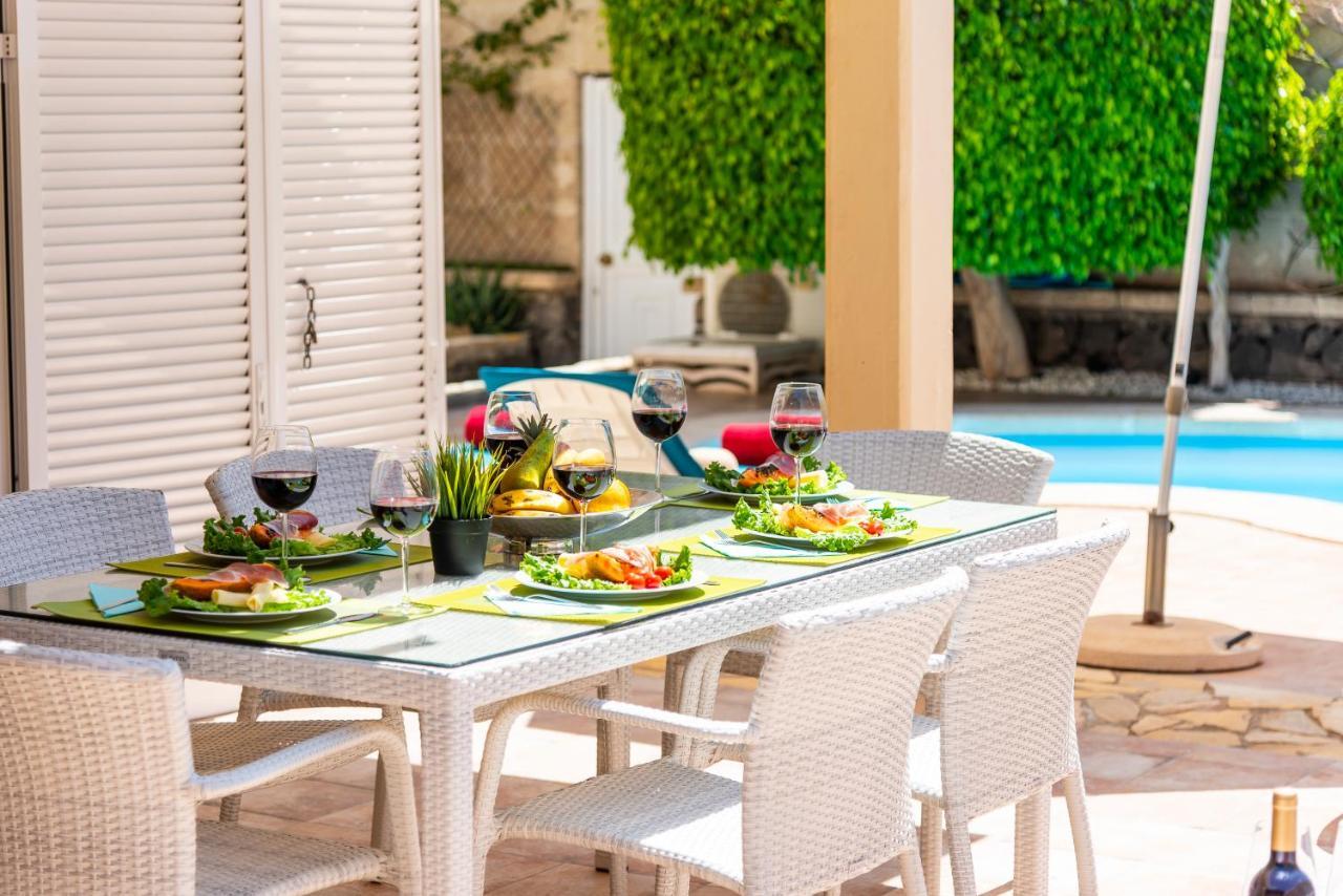 Beautiful Villa Anna With Heated Pool Costa Adeje  Extérieur photo