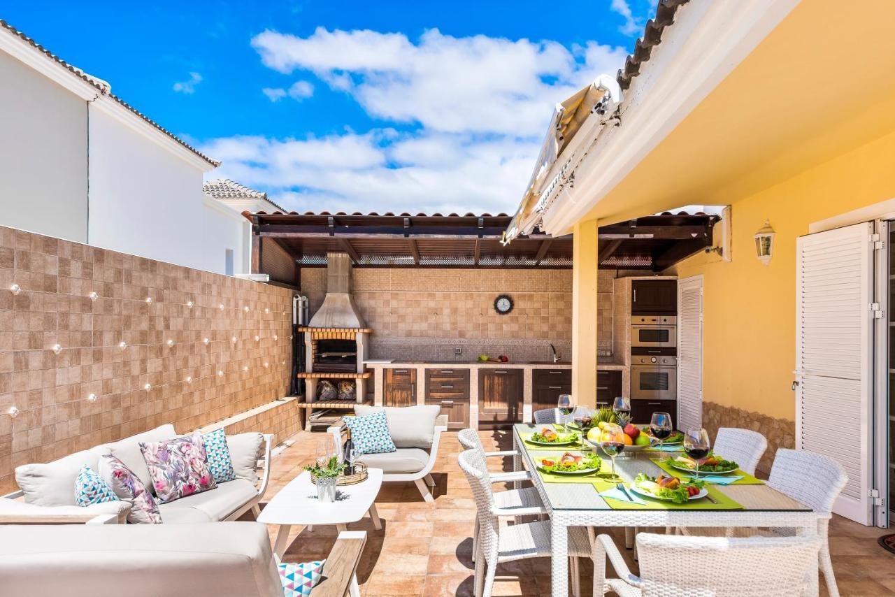 Beautiful Villa Anna With Heated Pool Costa Adeje  Extérieur photo