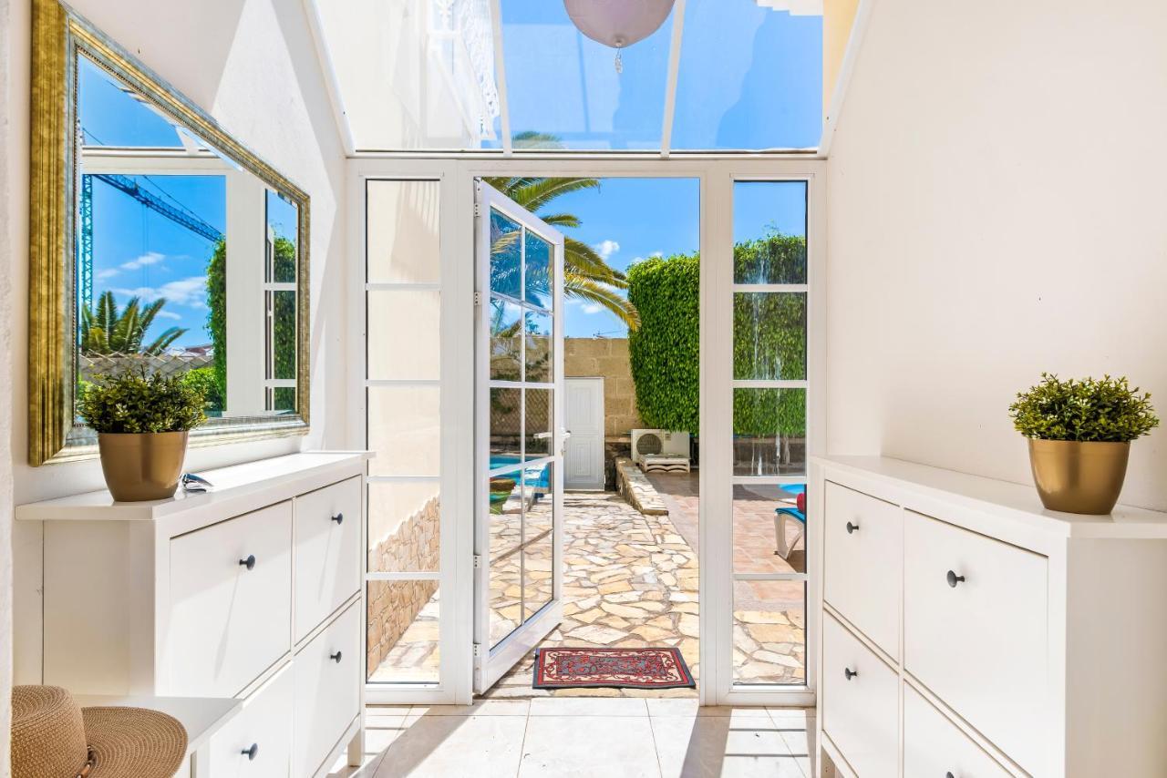 Beautiful Villa Anna With Heated Pool Costa Adeje  Extérieur photo